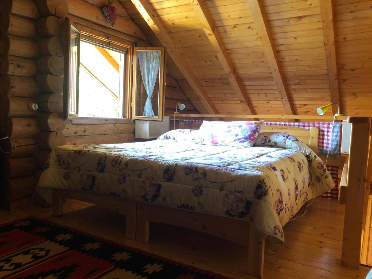 B&B Le Corone - Chalet Nel Bosco Cavalo Luaran gambar